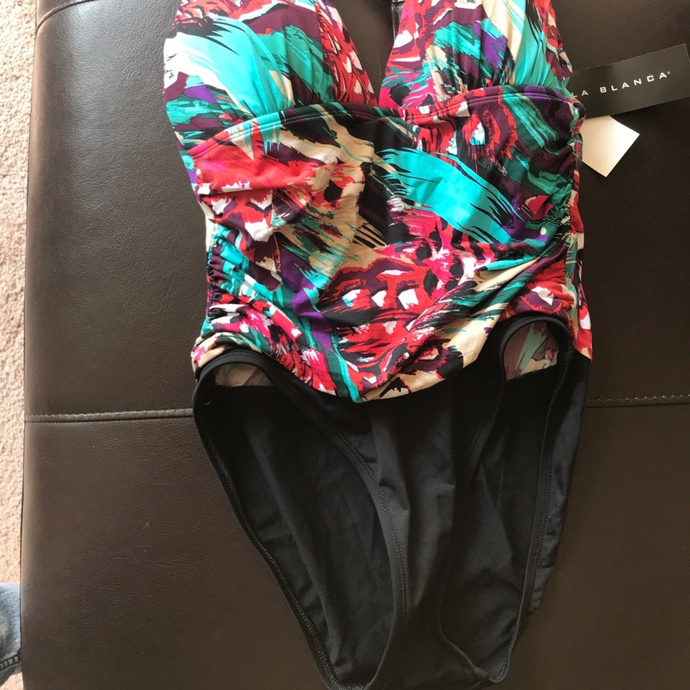 Swimsuit - Picture 2 of 5